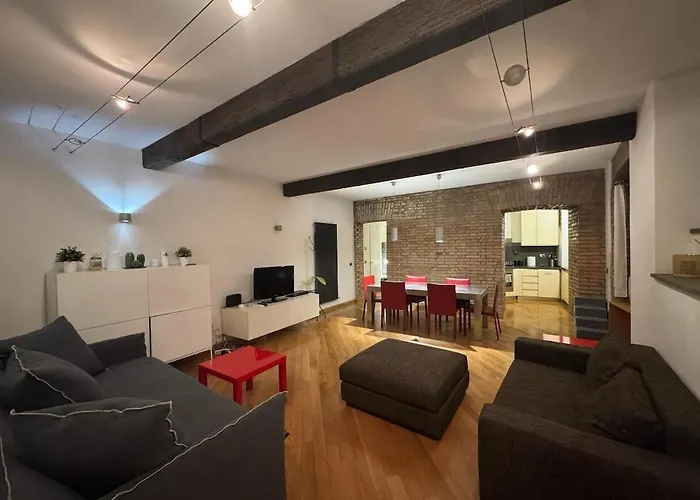 New! Renovated Apt In Ancient Rome